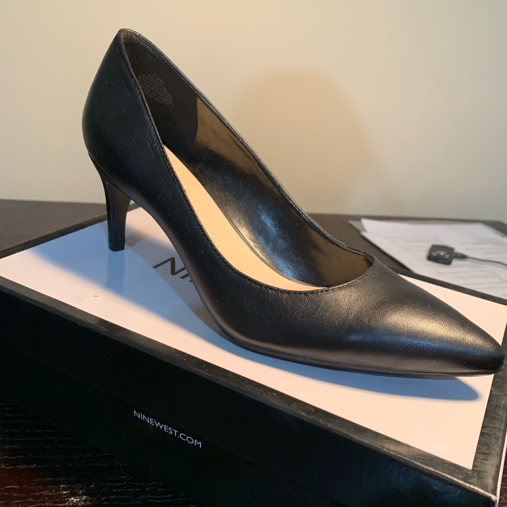 Nine West - Fifth9x9 Pump (with box)